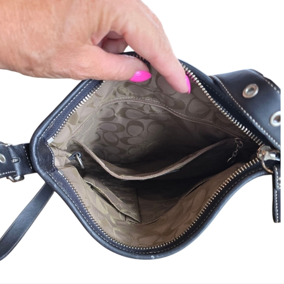 Coach Black Pebbled Leather Vintage Crossbody Messenger Handbag - Picture 12 of 16